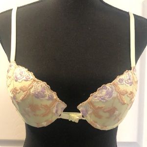 Lily of France Floral Embroidered Padded Push-up Underwire Bra in Green 34A